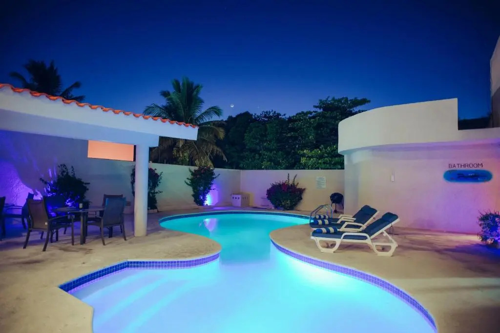 Aquatech Villas DeRosa Resort