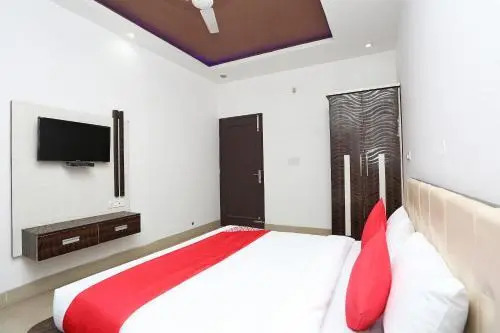 Hotel Abhinandan by OYO Rooms