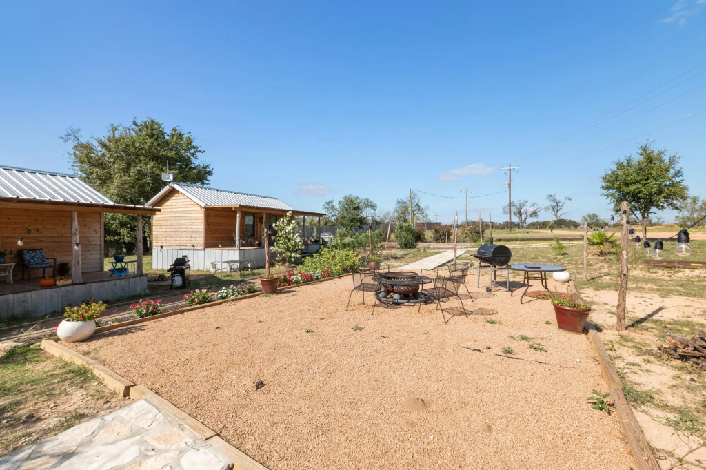 Hr 1 At Bear Creek 1 Bedroom Cabin by RedAwning