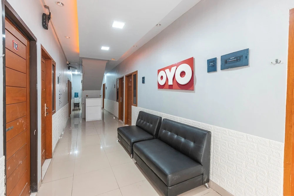 OYO 1070 Kuningan Residence