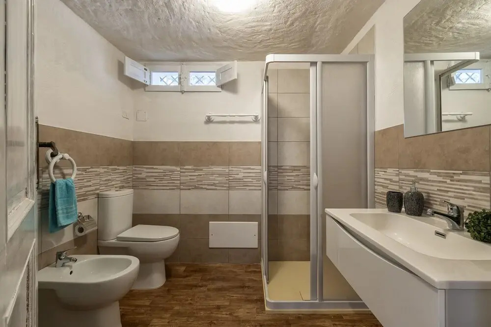 Sea View Villa for 11 People With Enclosed Park Near the Beach
