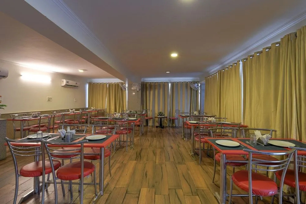 Airport Hotel Mahal