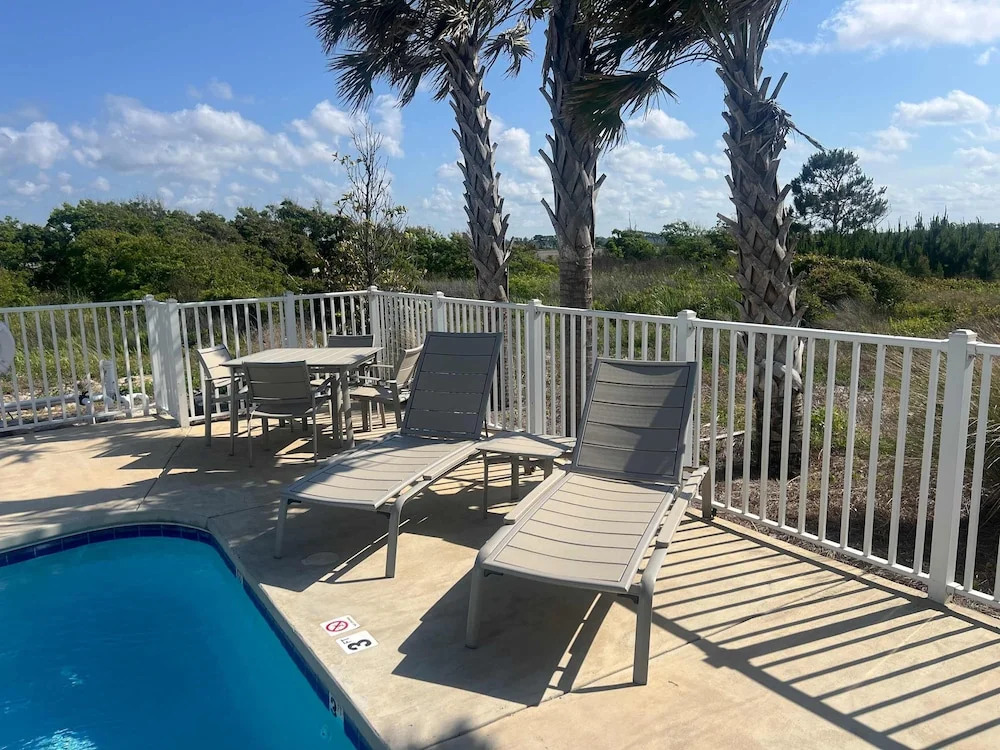 La Casita new Beach Cottage Easy Beach Access