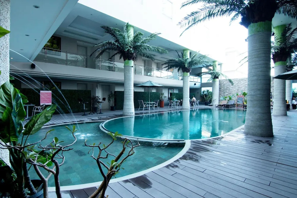 ZEN Rooms Basic Sunset Road Boutique Hotel