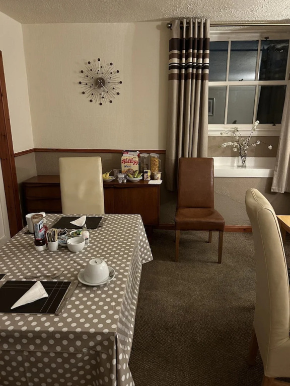 Roselodge Guest House