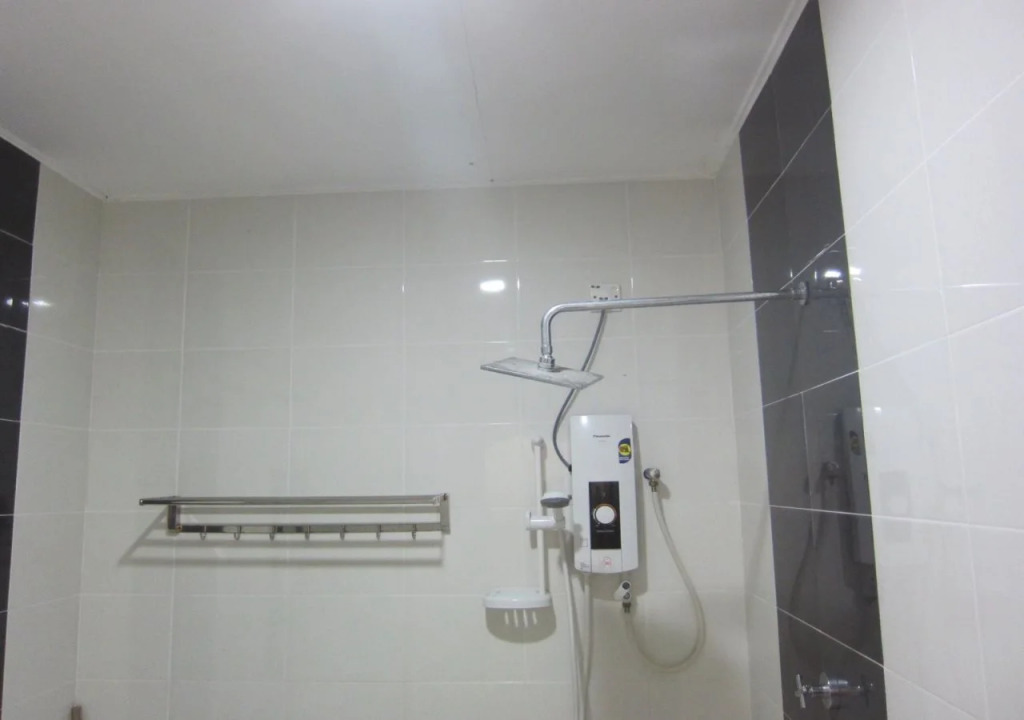 Labu Labi Residence