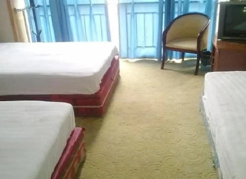 Yuanhongyuan Business Hotel(成都缘鸿源商务宾馆)
