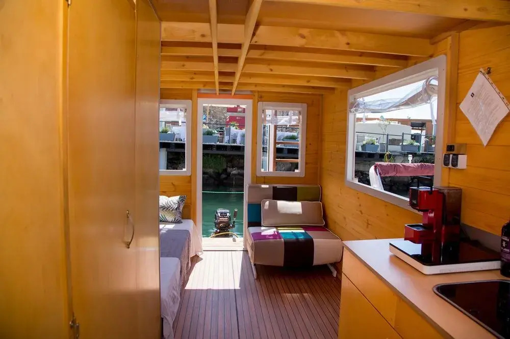 House Boat Alghero Gialla