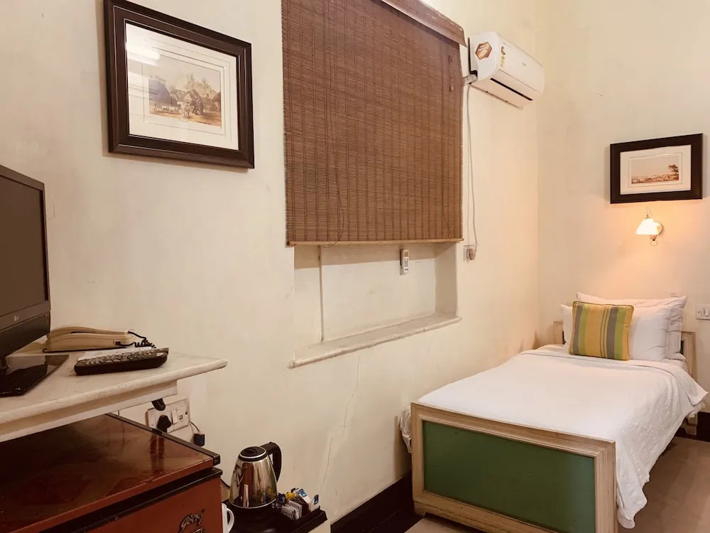 The Elgin Fairlawn, Kolkata