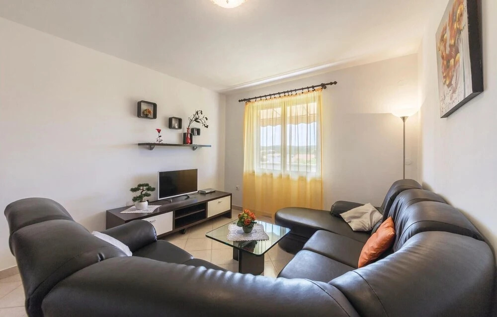 Stunning Home In Pula