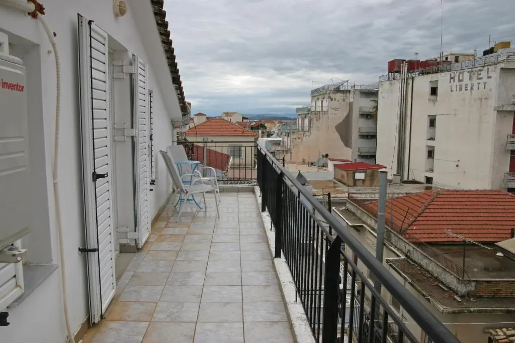 Ρήγας: Όμορφα στο Μεσολόγγι. Δ2