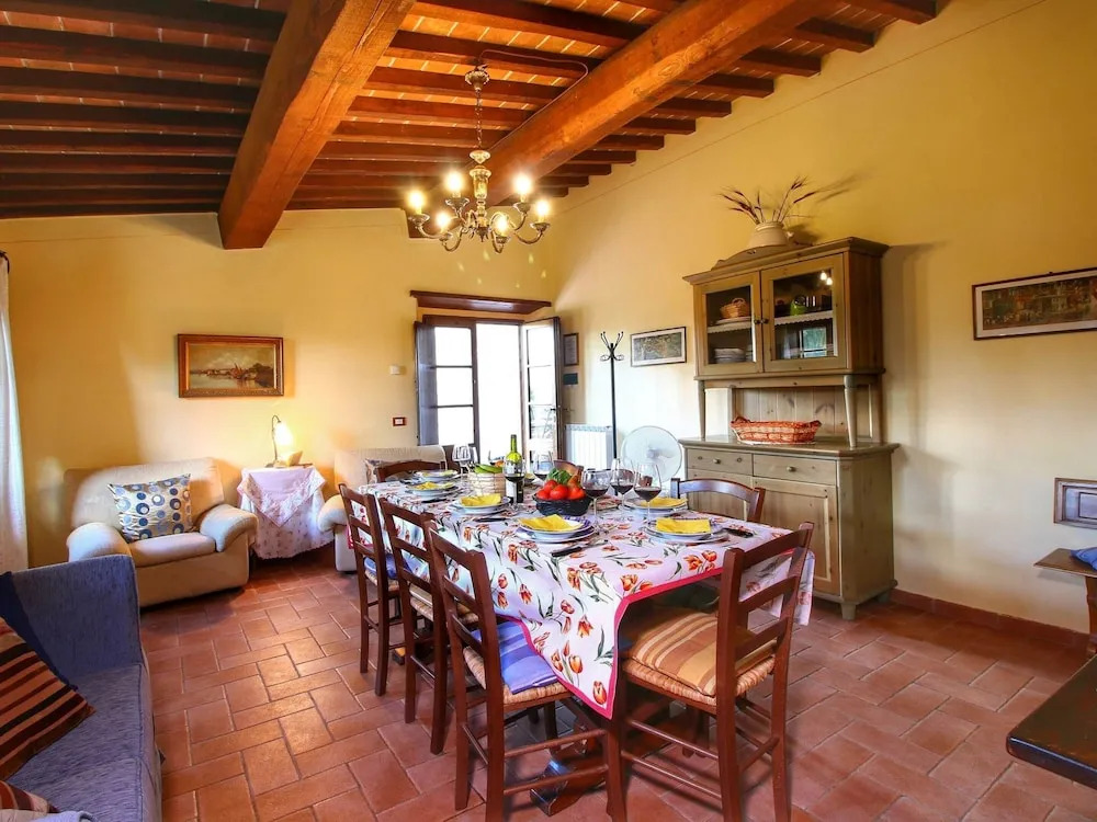 Escape to Vineyards, Elba