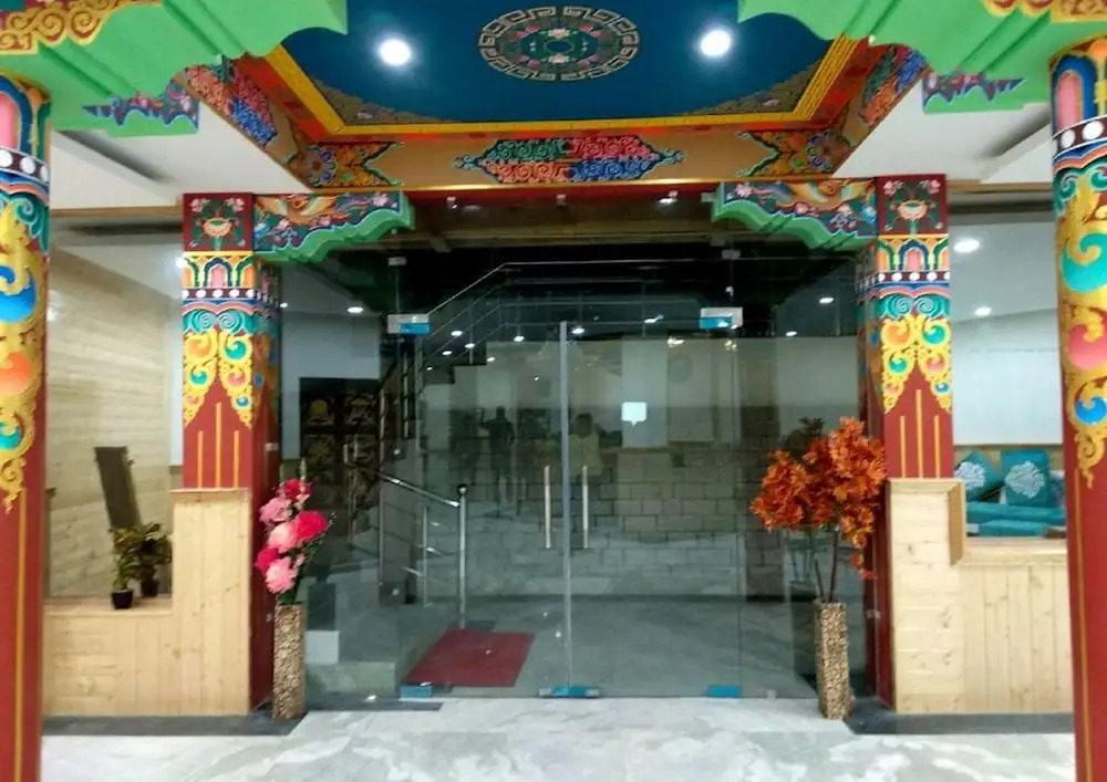Hotel Grand Willow