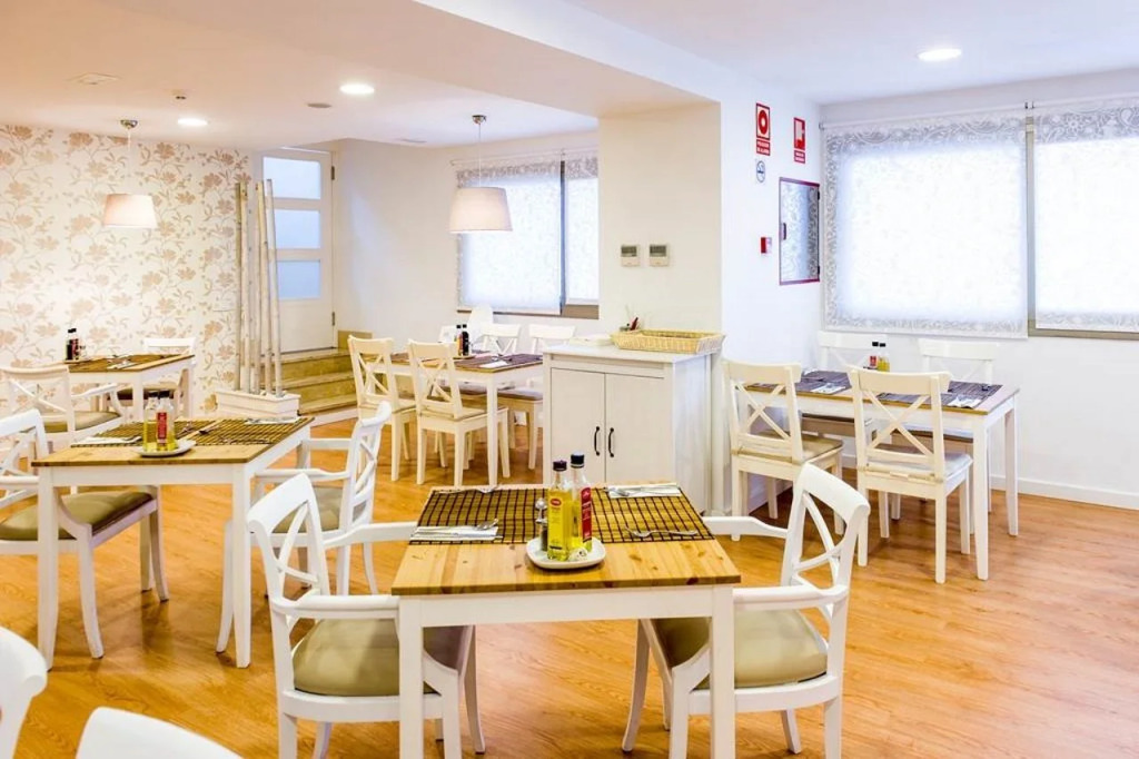 Porto Drach Aparthotel & Suites