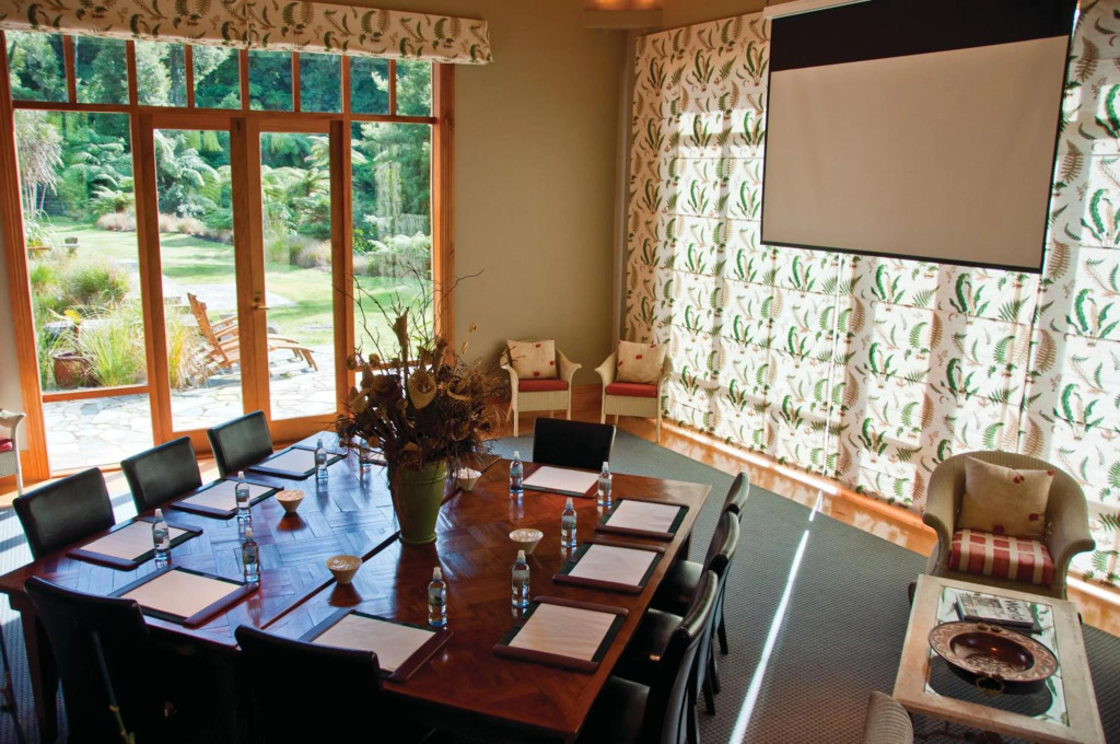 Treetops Lodge & Estate