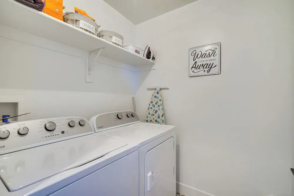 Spacious Townhome about 7 Mi to Deer Valley Resort!