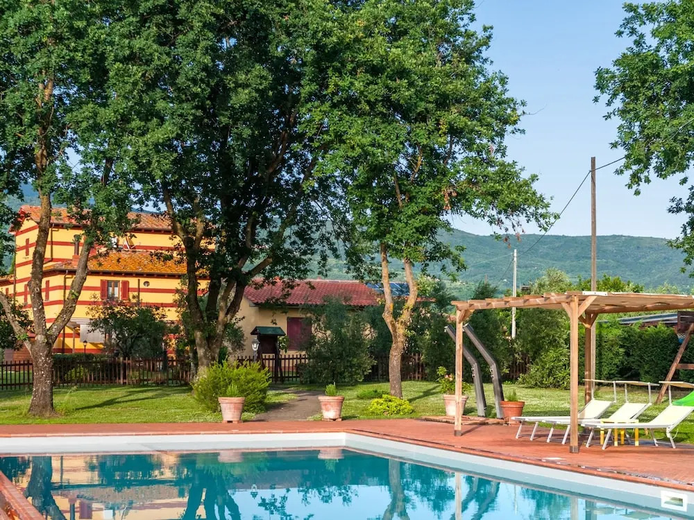 Tuscan Mansion Getaway
