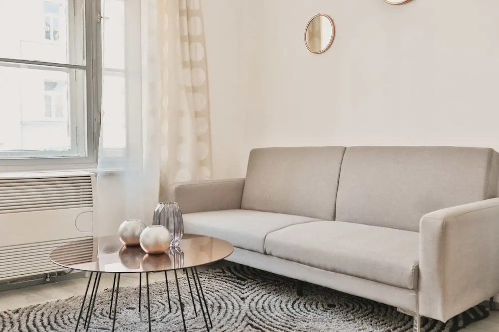 Comfortable Zizkov Apt for 6 pax easyBNB