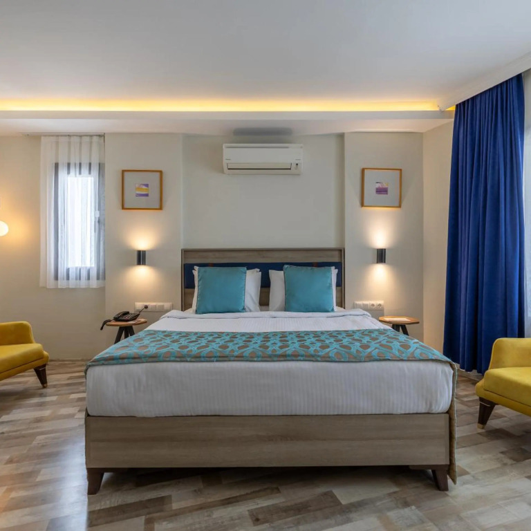 The View City Hotel