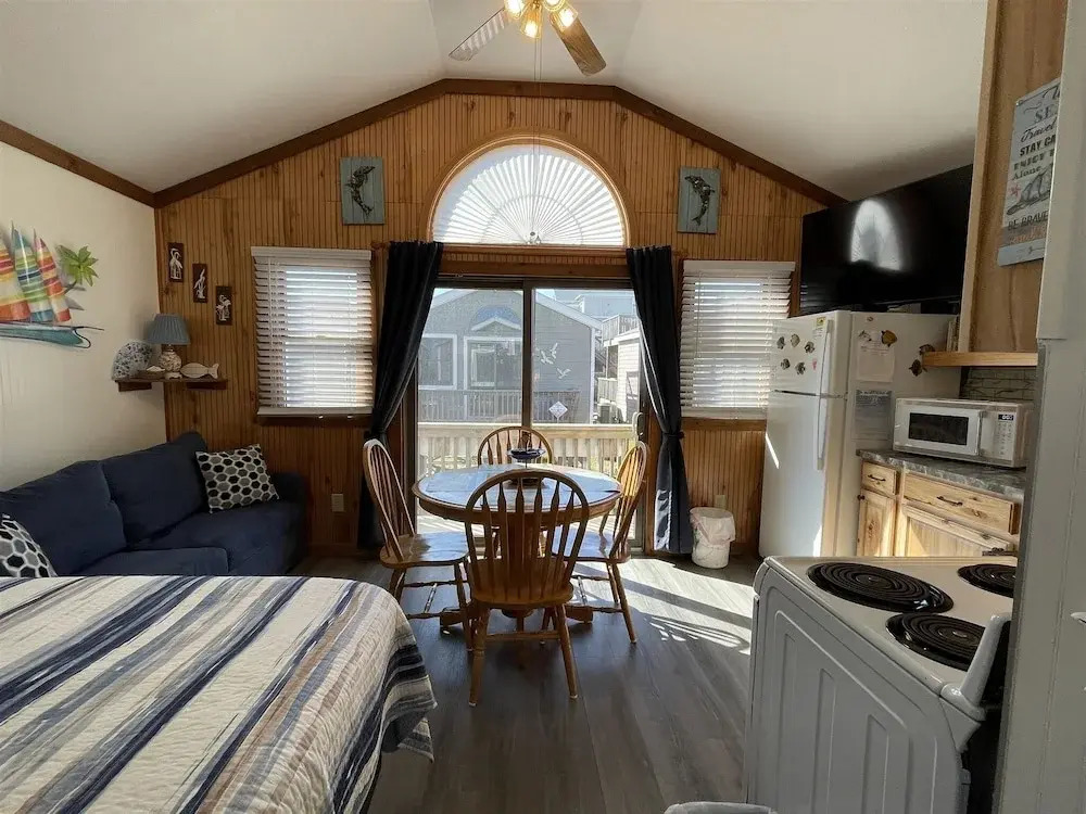 39 Almost Heaven Studio Bedroom Condo by RedAwning