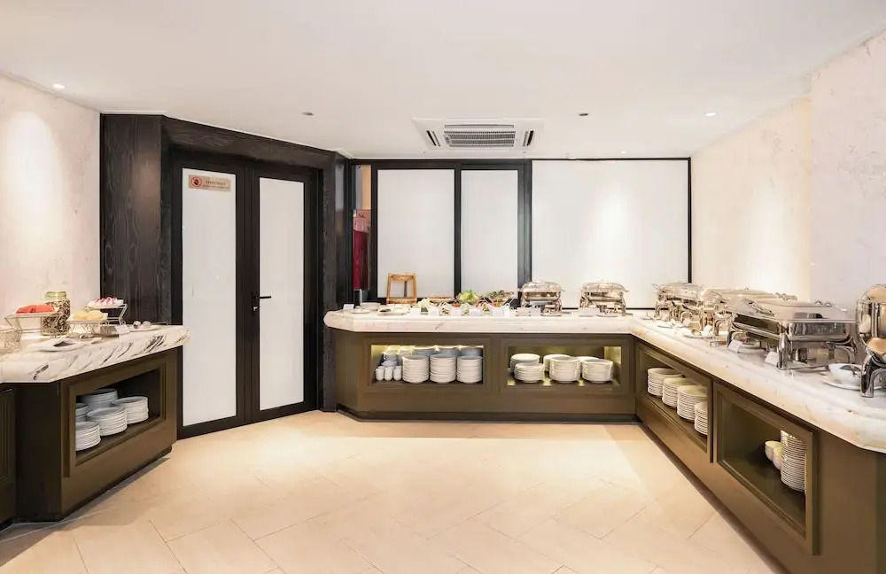 Luxe Paradise Premium Hotel Pham Hong Thai