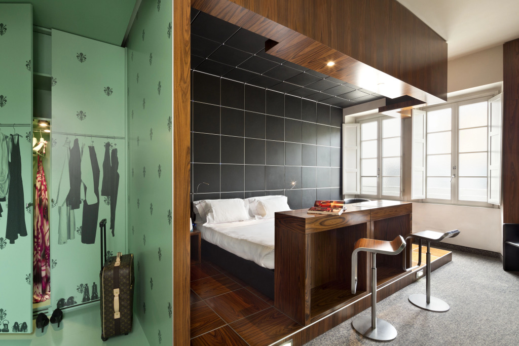Отель Unahotels Vittoria Firenze