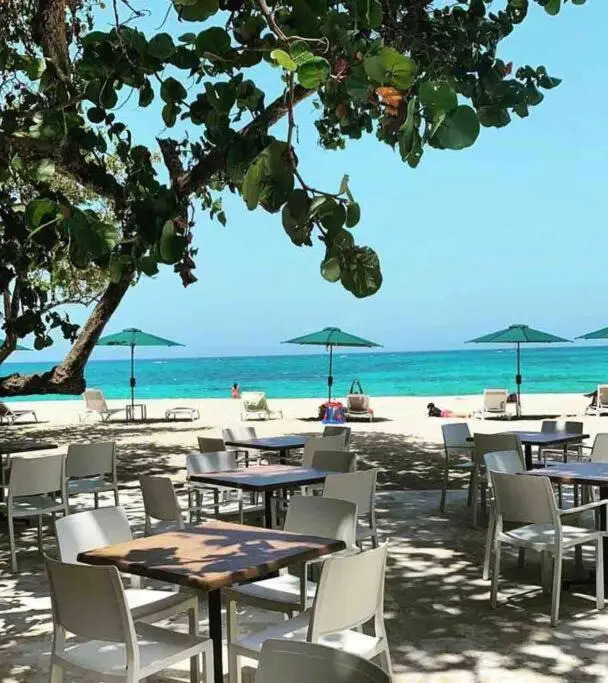 Apartamento en Playa Dorada, Green One