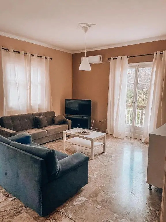 Navarino Apartment