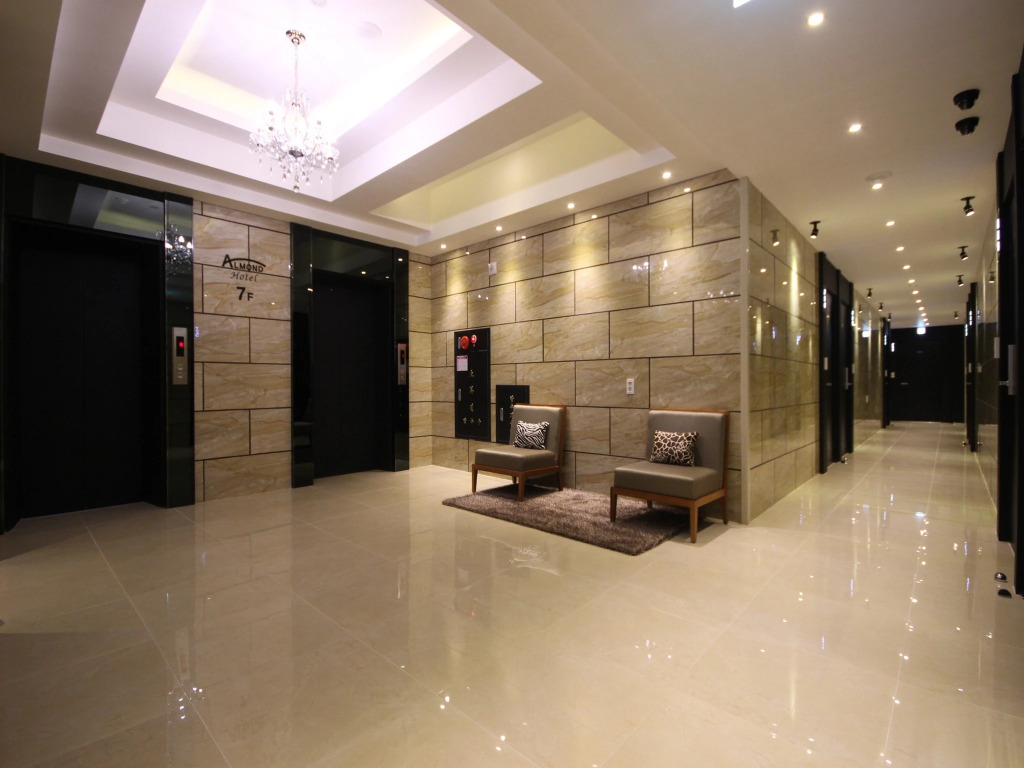 Almond Hotel Busan Station
