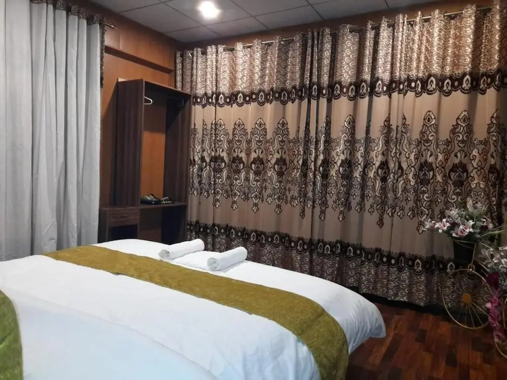 Hunza Grand Motel