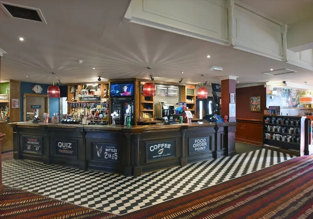 Oaklands by Greene King Inns