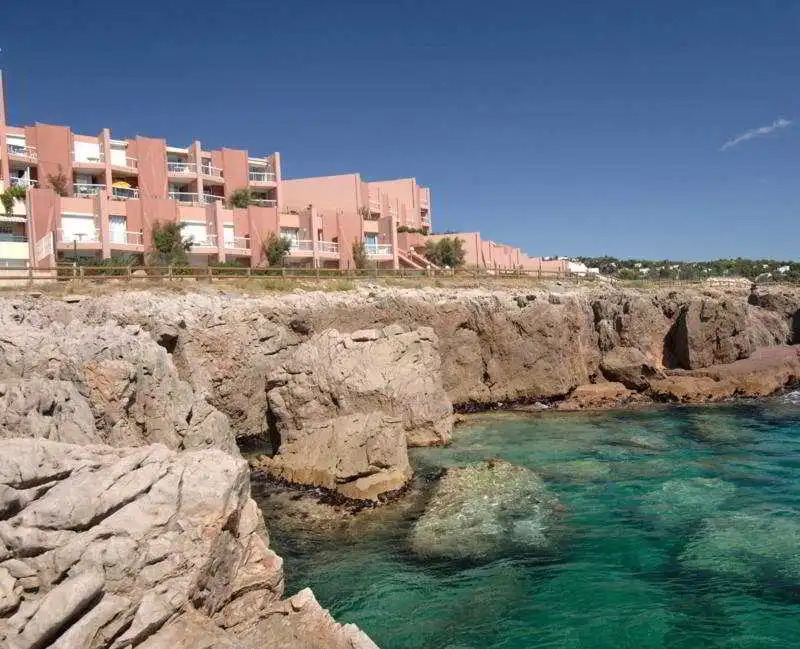 ''Croisette'' Appartement Rez de Jardin Acces Direct Plage !