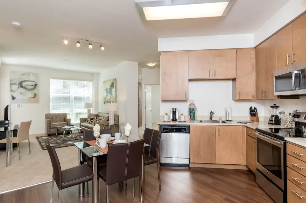 Global Luxury Suites in Silicon Valley