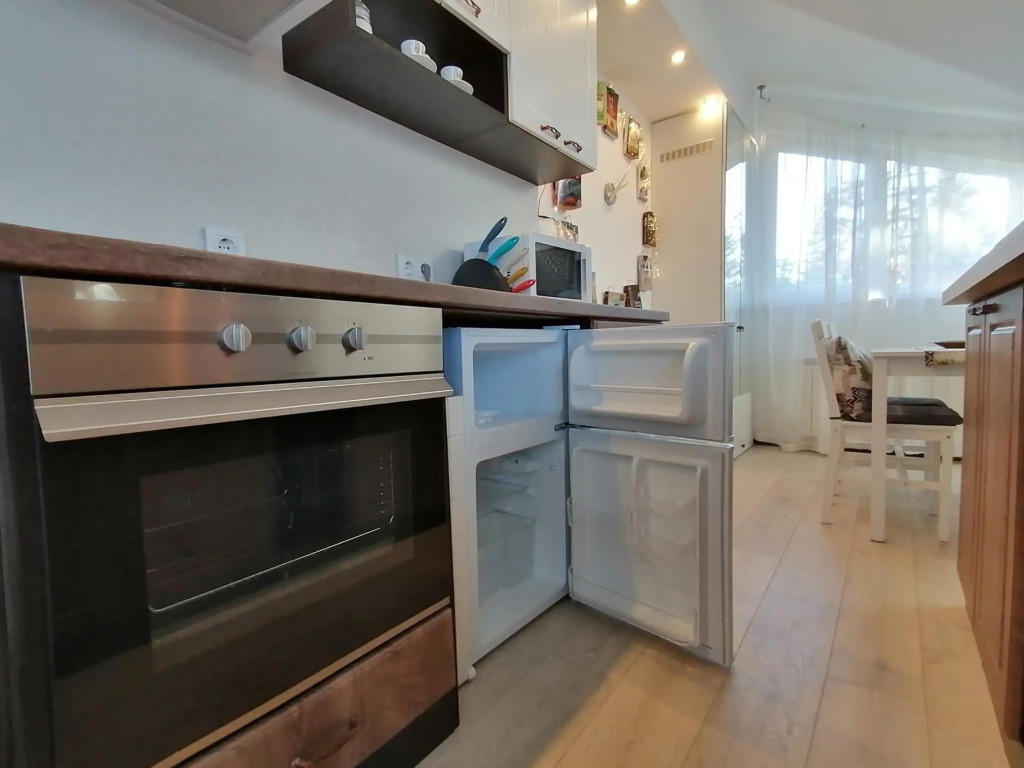 Apartment 15