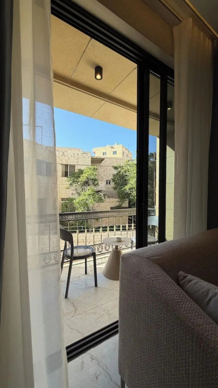 212 Tara-jre Jabal Al Lweibdeh With Stunning View