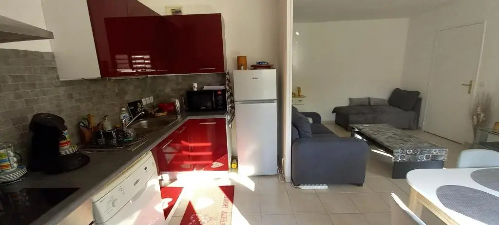 Var Roquebrune sur argens tres joli appartement