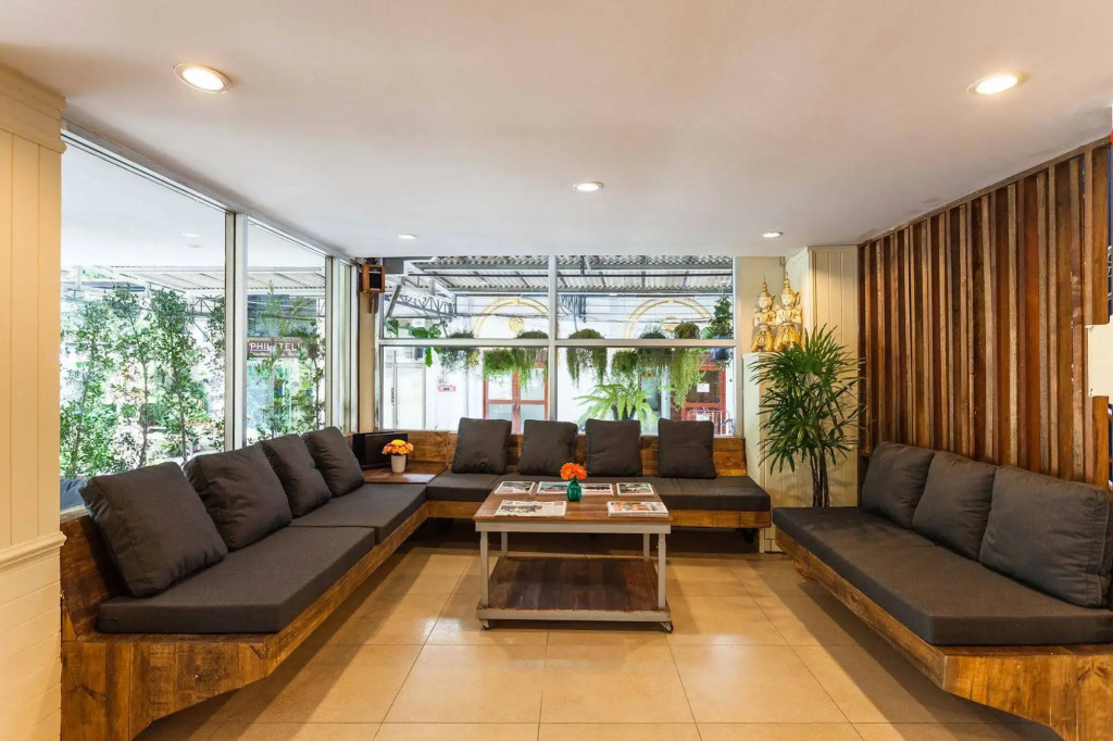 New Road Guest House