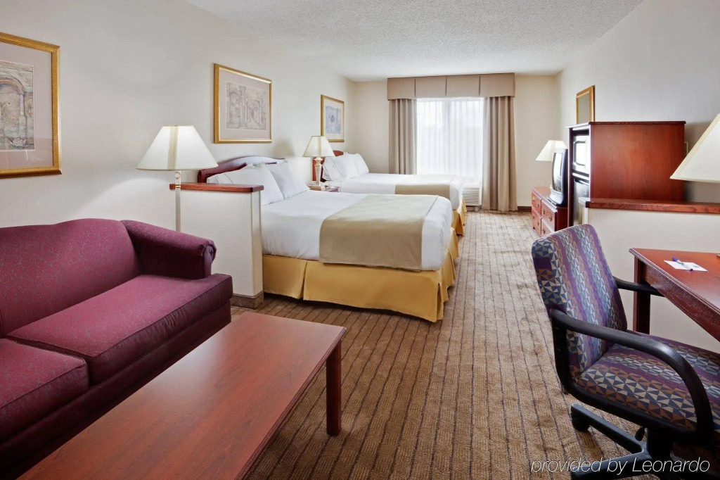 Holiday Inn Express Rochester NE- Irondequoit by IHG