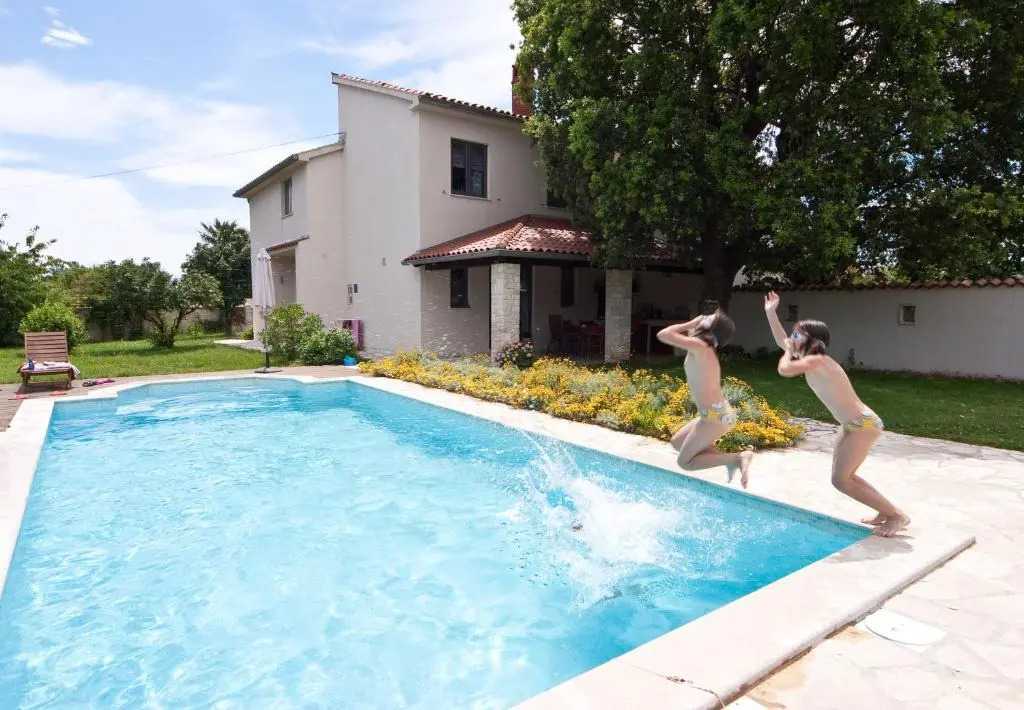 Villa Altra