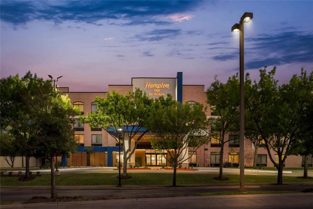 Pace Hotel Addison