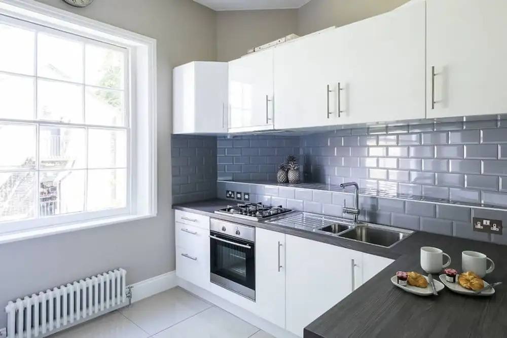 Punk Hip Plush 1-bed in Camden Town