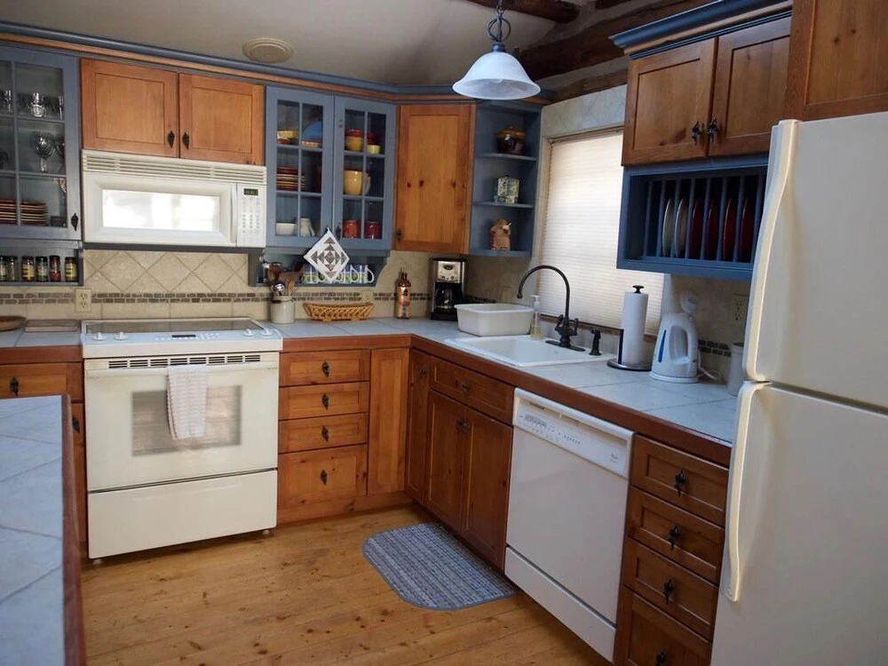 Tuckers - 2 Br Cabin