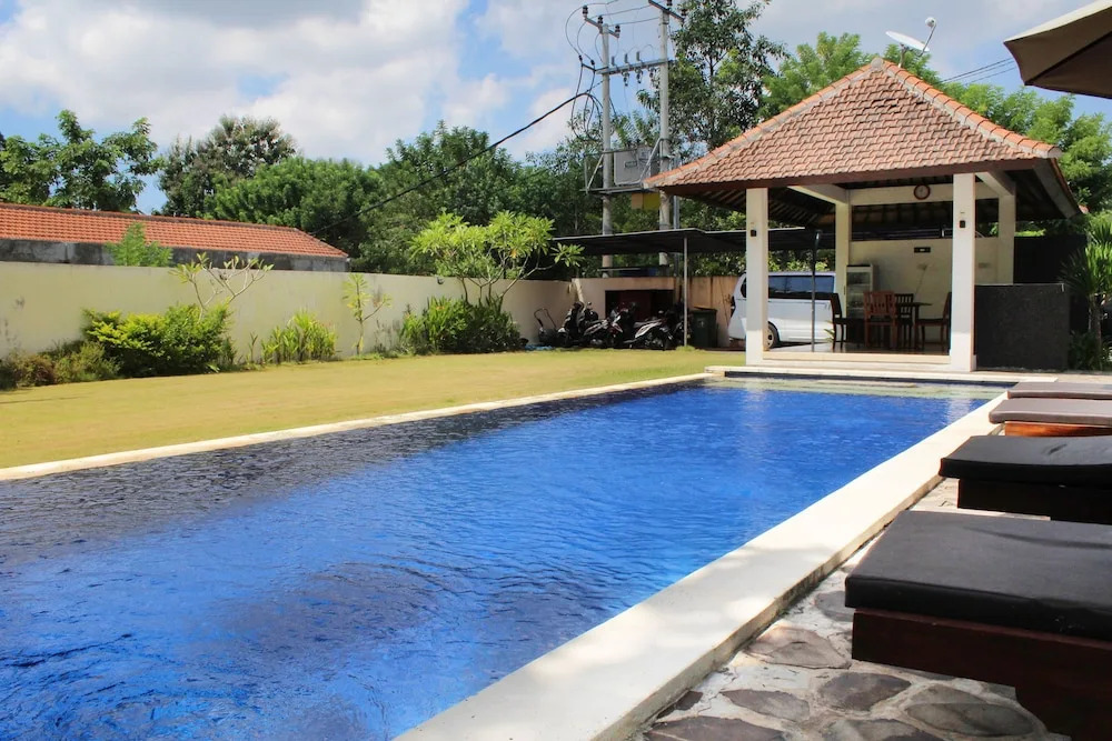 巴厘岛艾里金巴兰武吉海雅岗普特里6号酒店(Airy Jimbaran Bukit Hijau Gang Putri 6 Bali)
