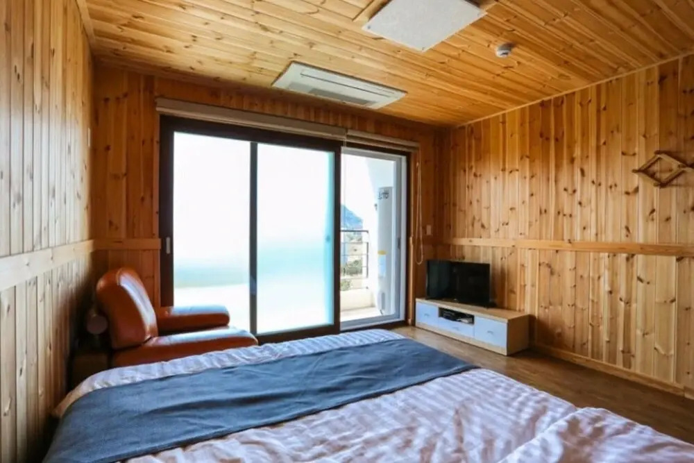 Seogwipo Gonmul Swimpang Pension
