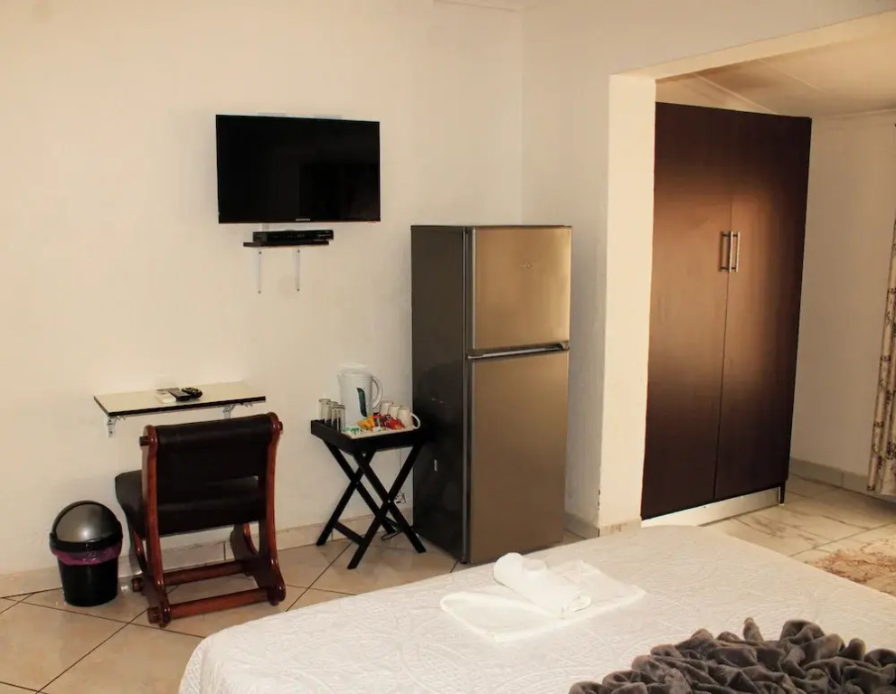 Meredale Lodge