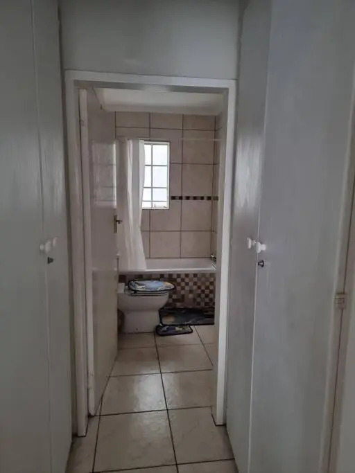 Waldorf II 3 Bedroom Apartment
