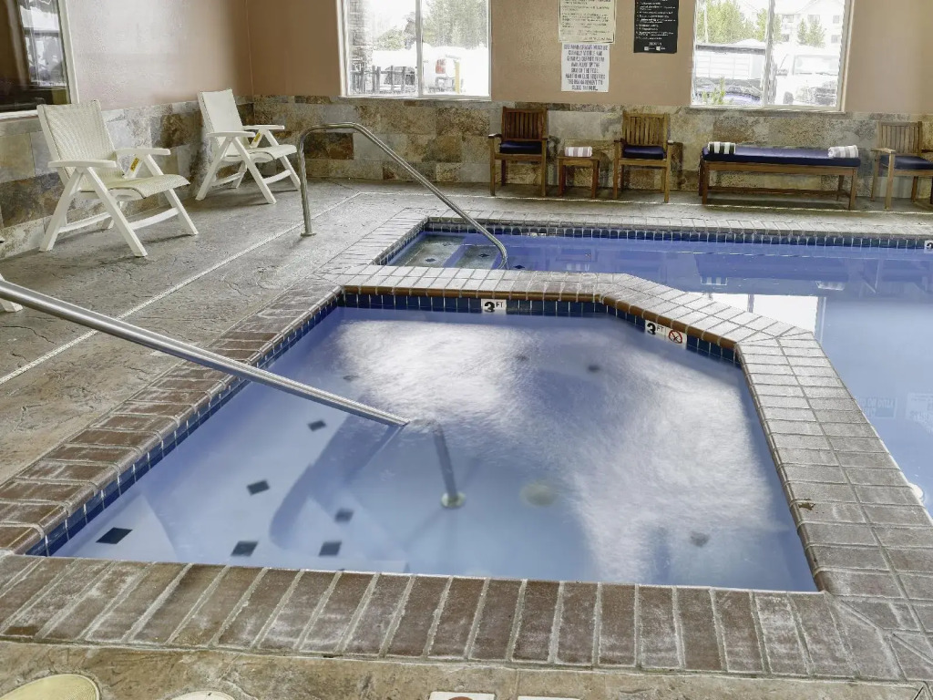 Yellowstone Park Hotel
