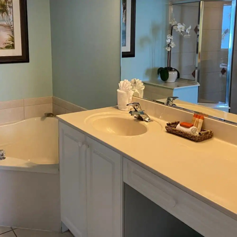 Lovers Key Resort Suite 2