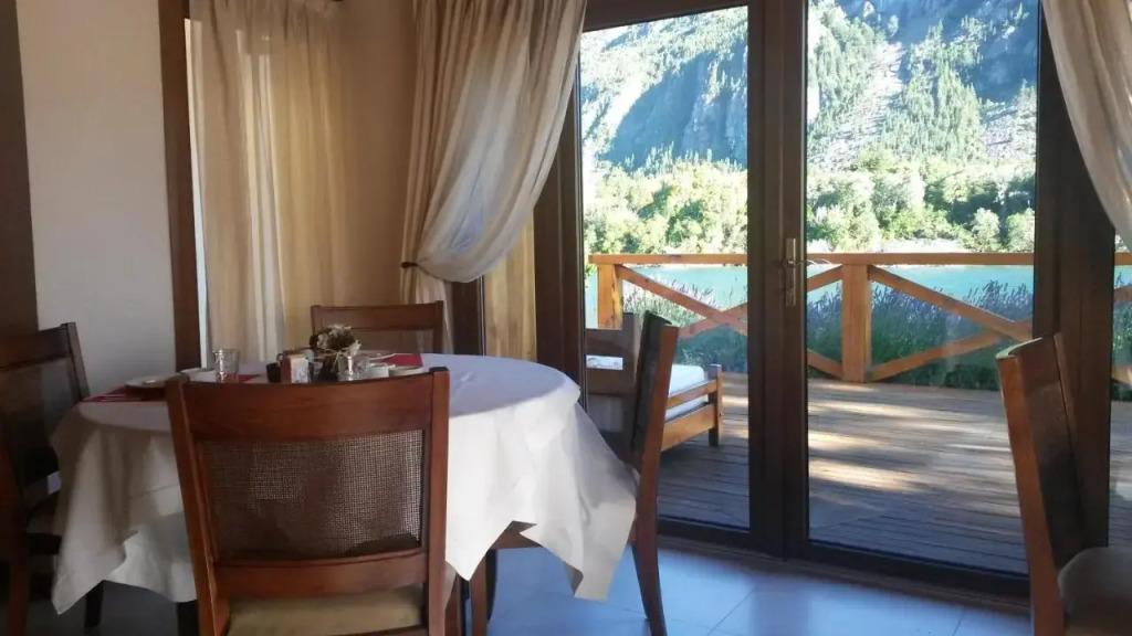 Sendero Lodge