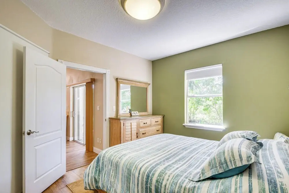 Walk to the Beach! New Smyrna Hideaway w/ Patio
